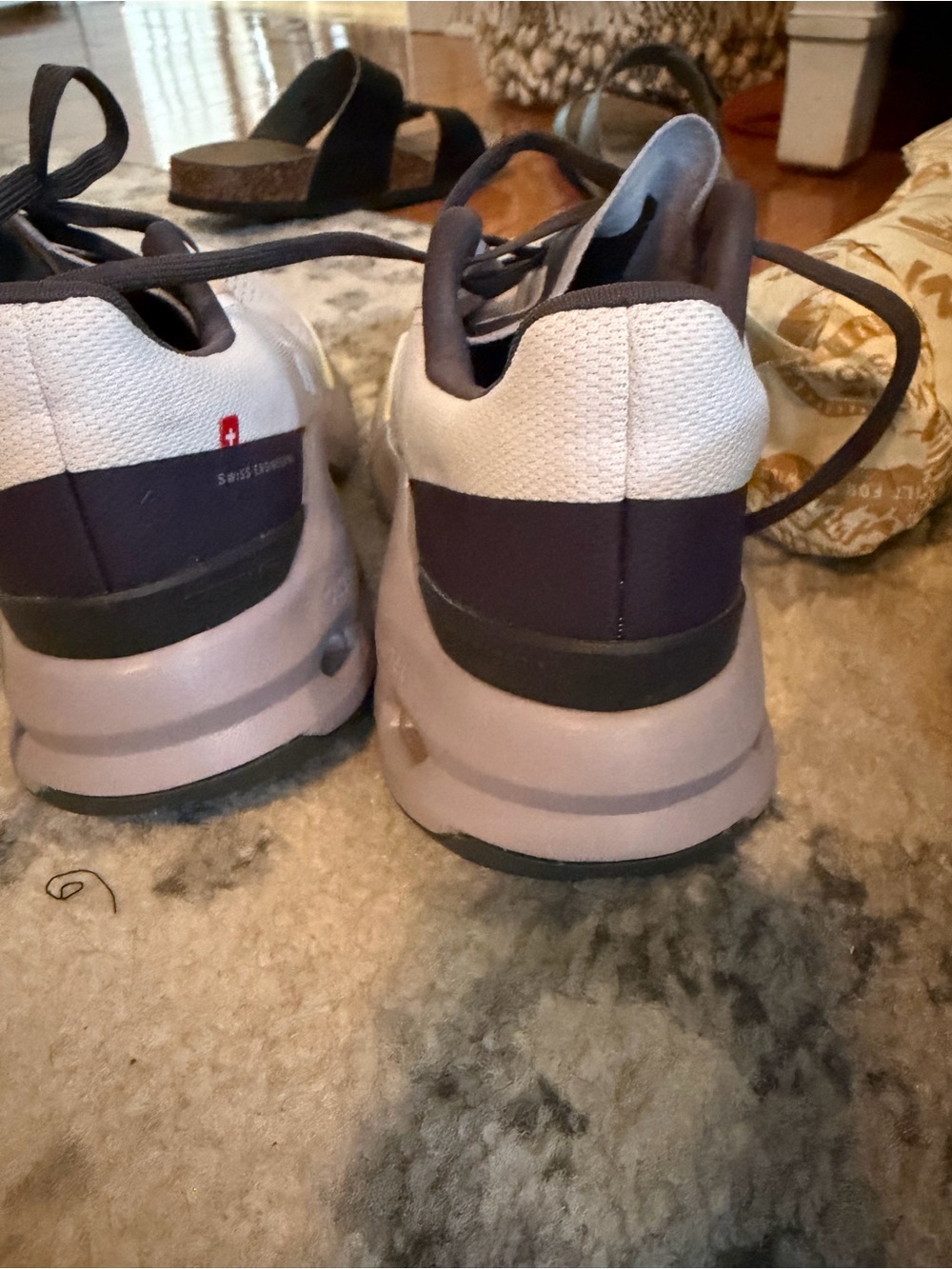 On Running Cloudpulse Women’s Shoes 6.5 - Picture 6 of 6